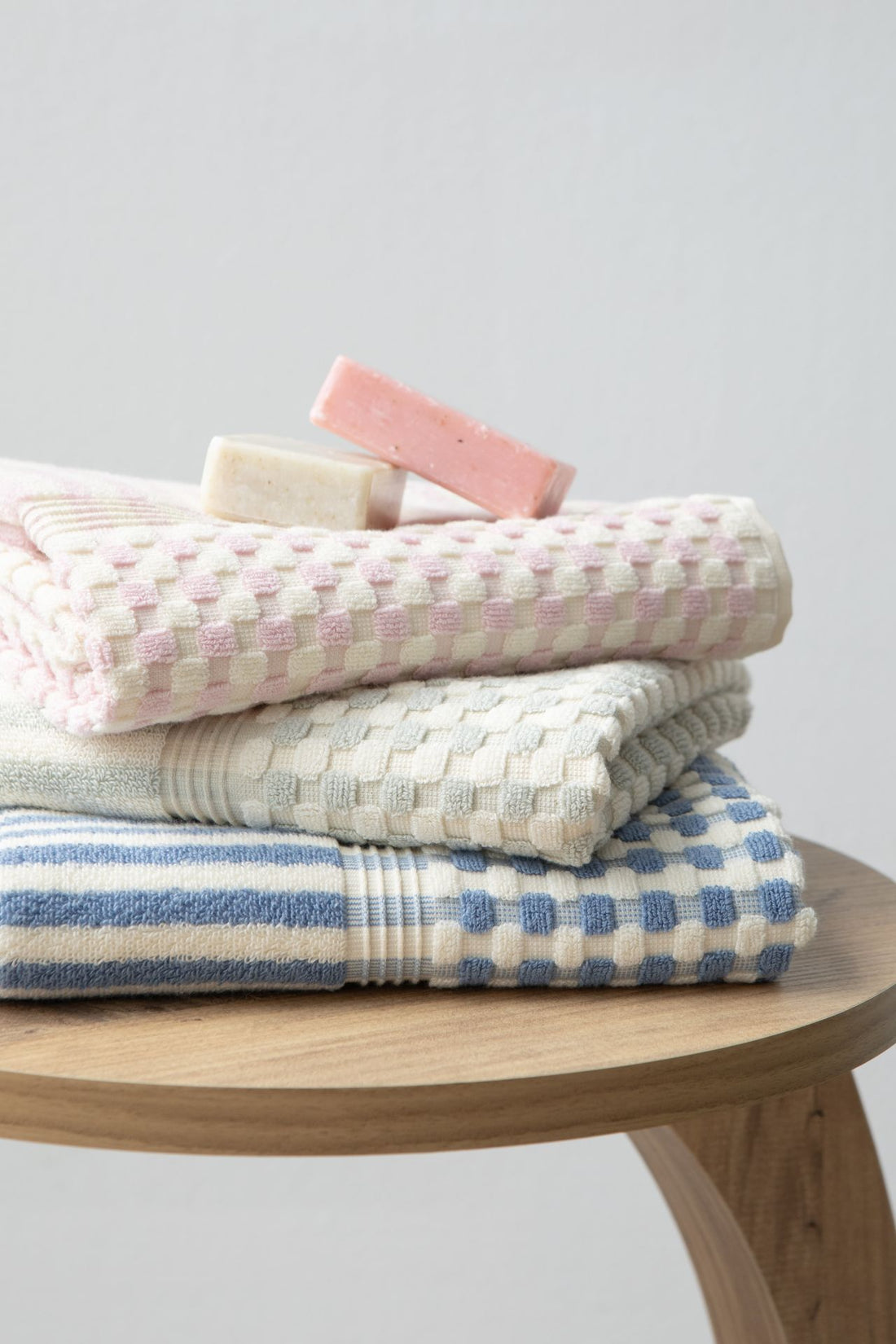 Pamuklu Ponpon Yüz Havlusu