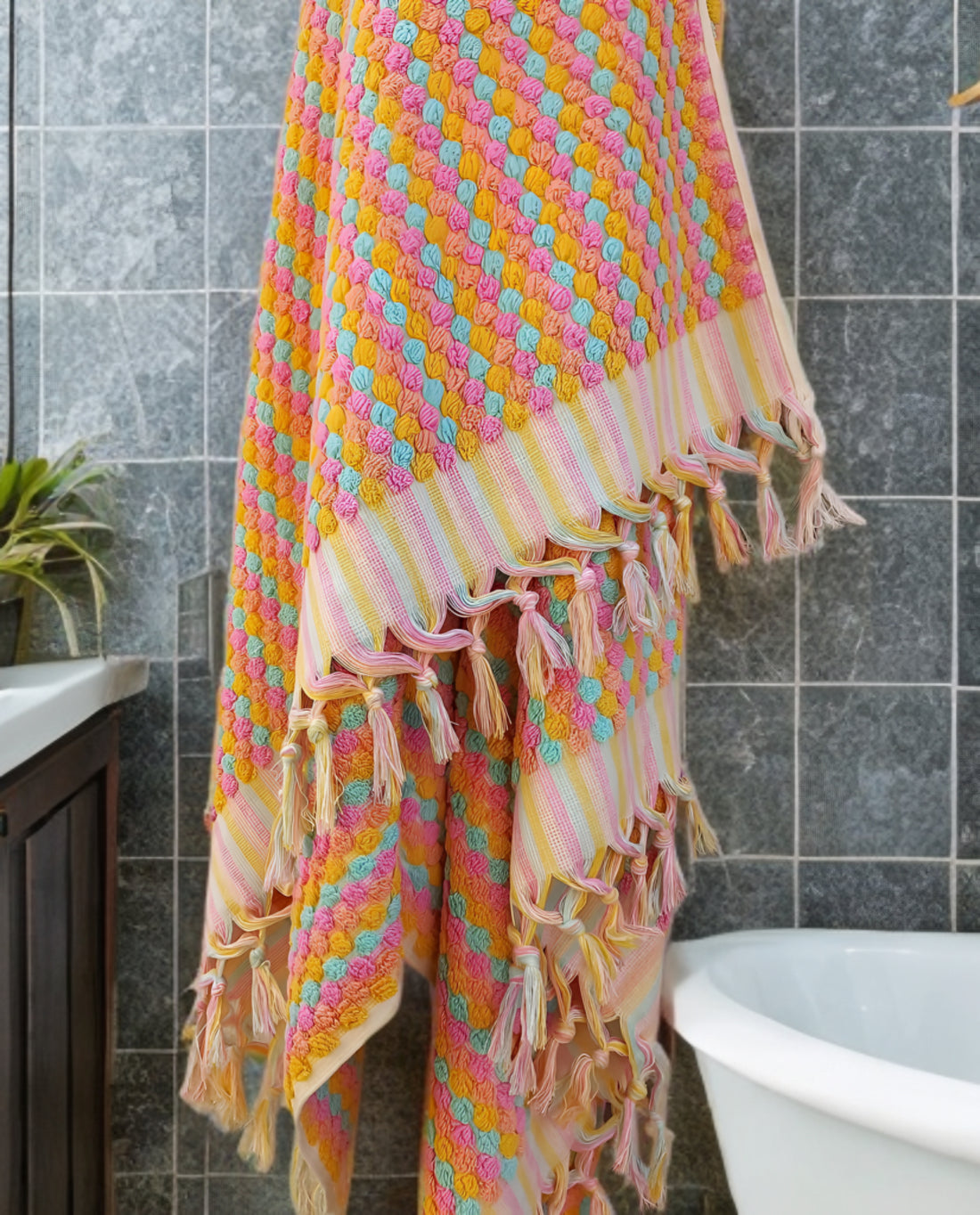 Kara Tezgâh El Dokuma Bubble Banyo Havlusu