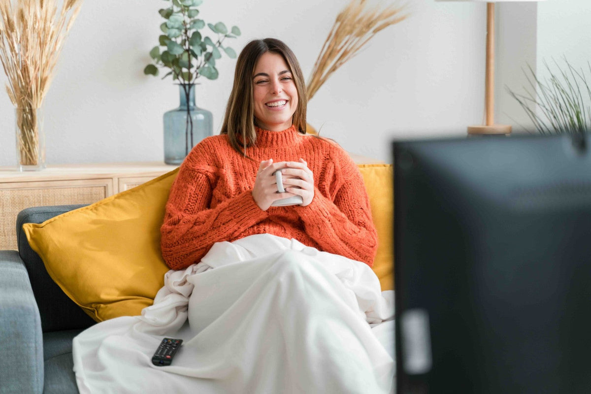 TV Battaniyesi Nedir? Koltuk ve Salon Kullanımı İçin Rehber