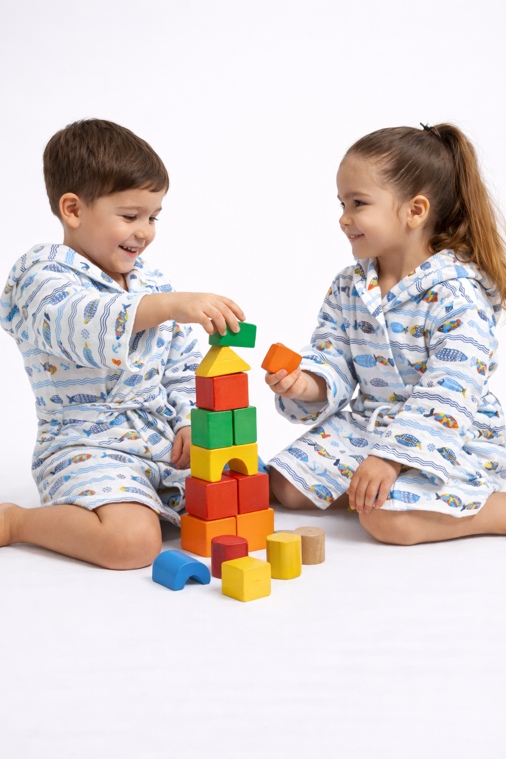 Marine Desenli Müslin Kapüşonlu Çocuk Bornoz