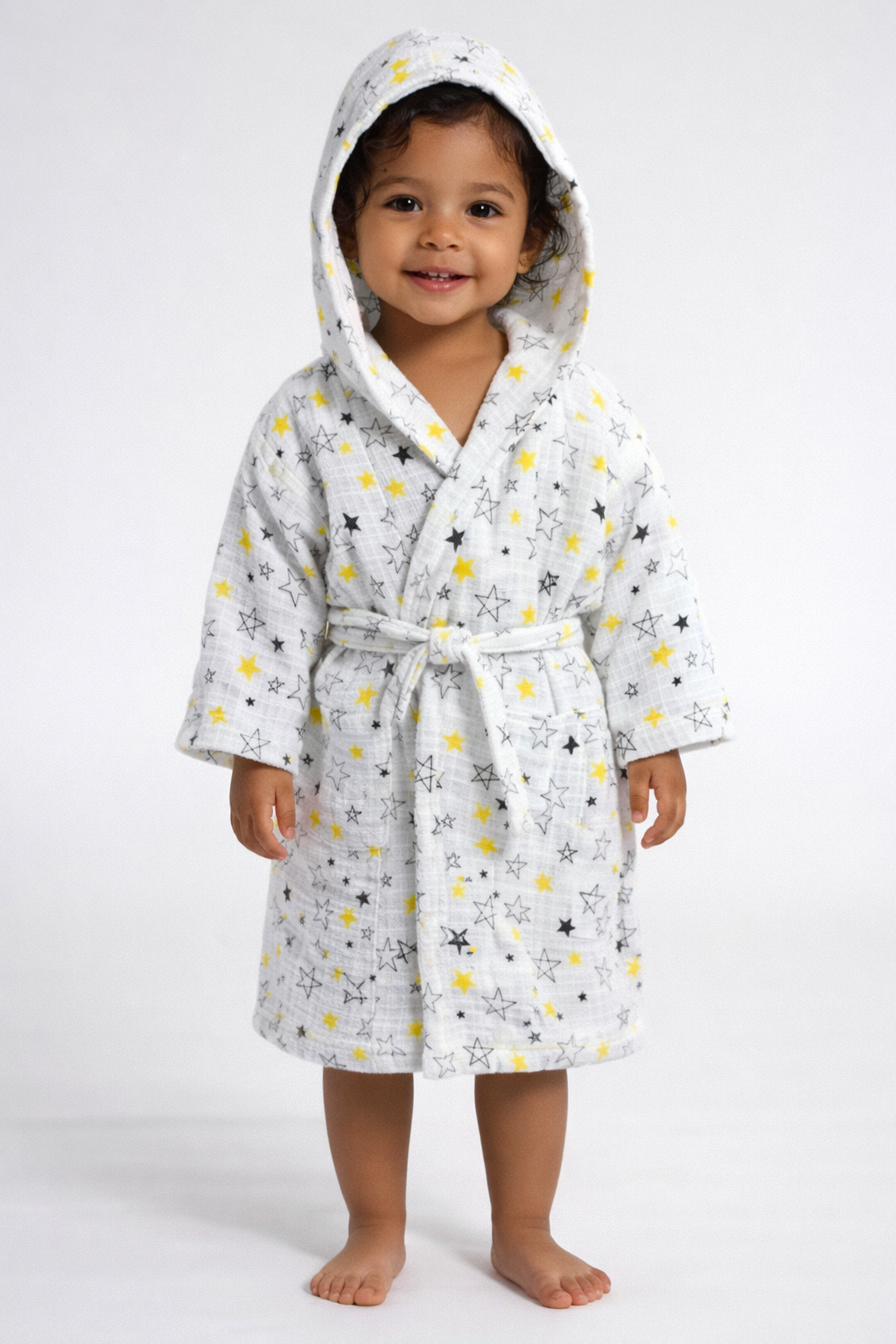 Minik Yıldız Desenli Müslin Kapüşonlu Çocuk Bornoz