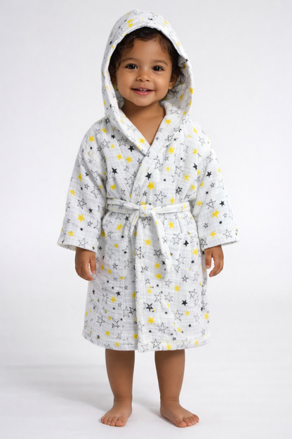 Minik Yıldız Desenli Müslin Kapüşonlu Çocuk Bornoz